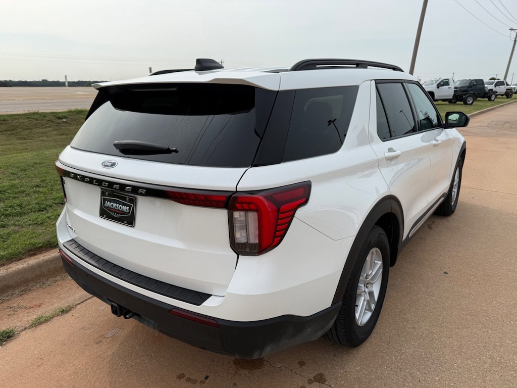 Used 2025 Ford Explorer Active SUV