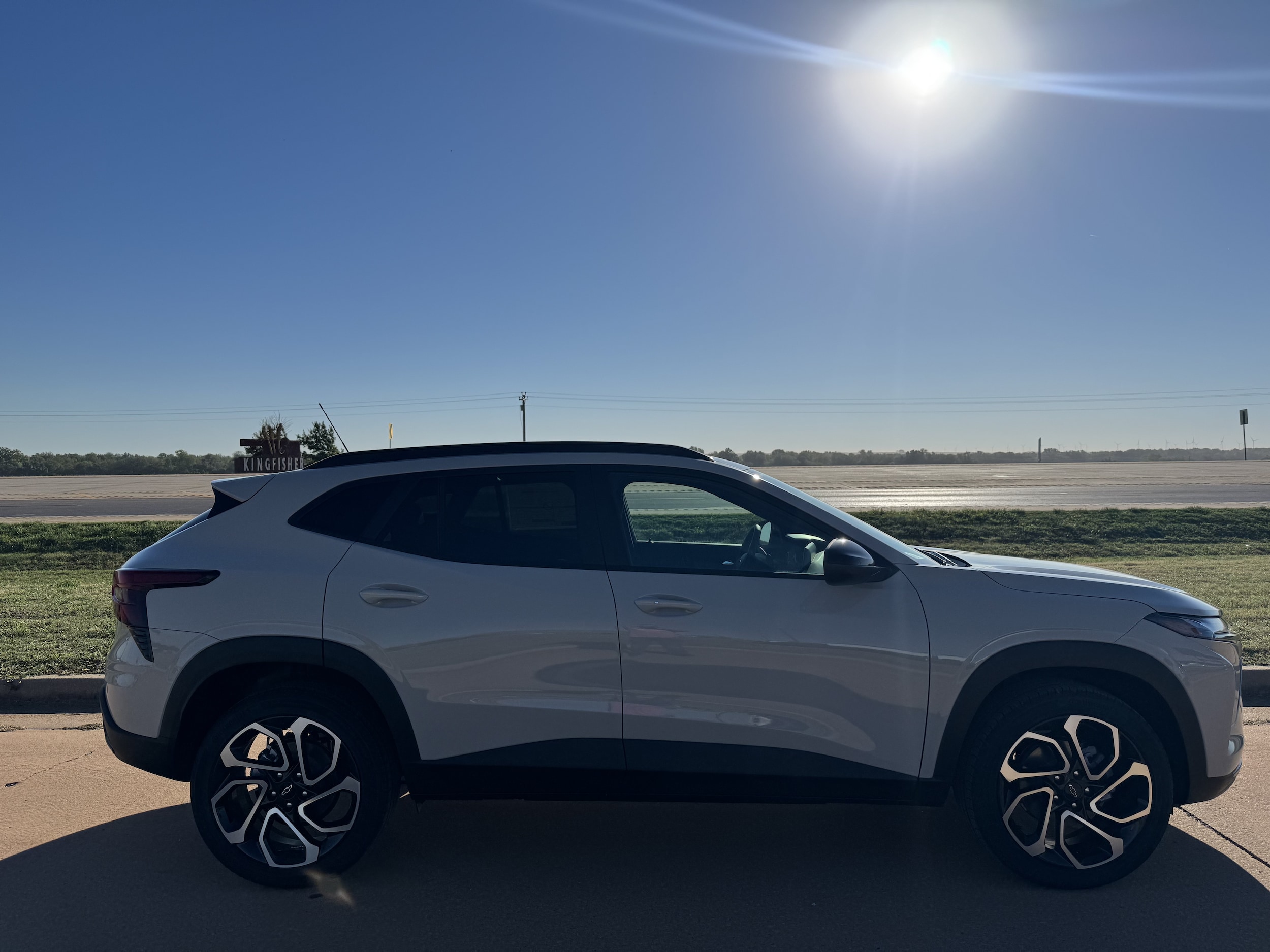 2026 Chevrolet Trax RS - Photo 2