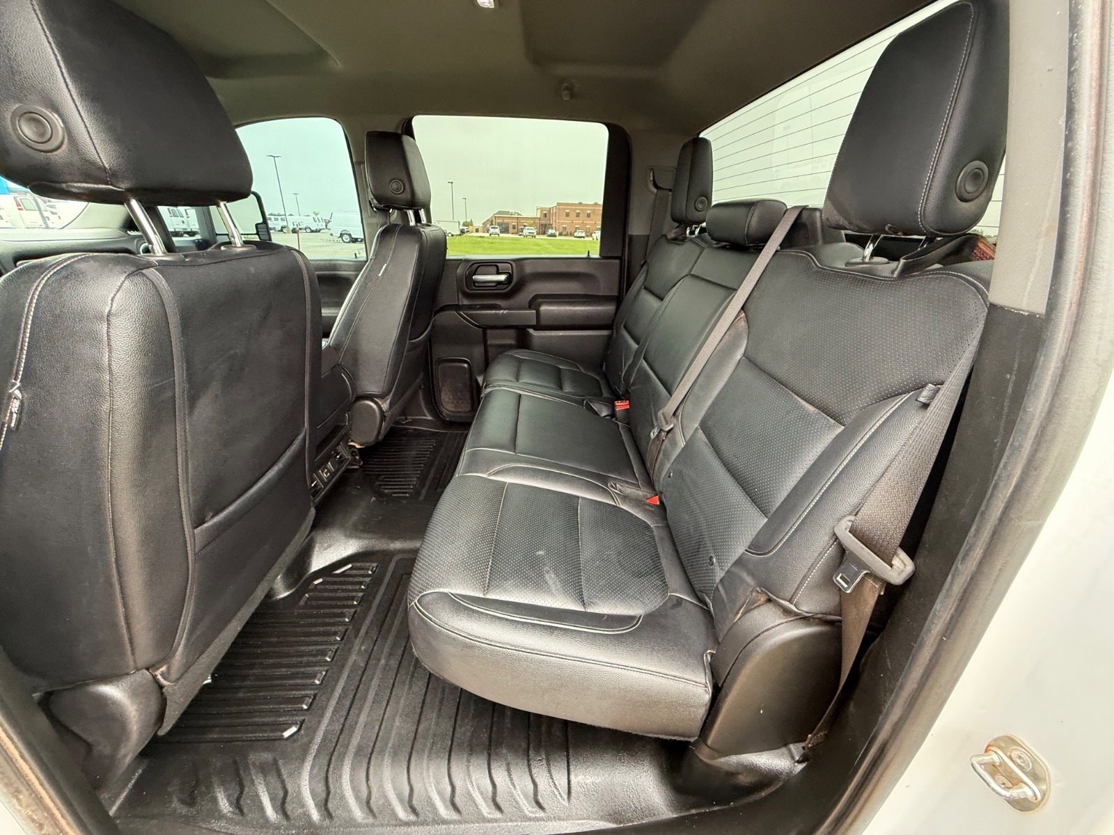 2023 Chevrolet Silverado 3500HD LT - Photo 13
