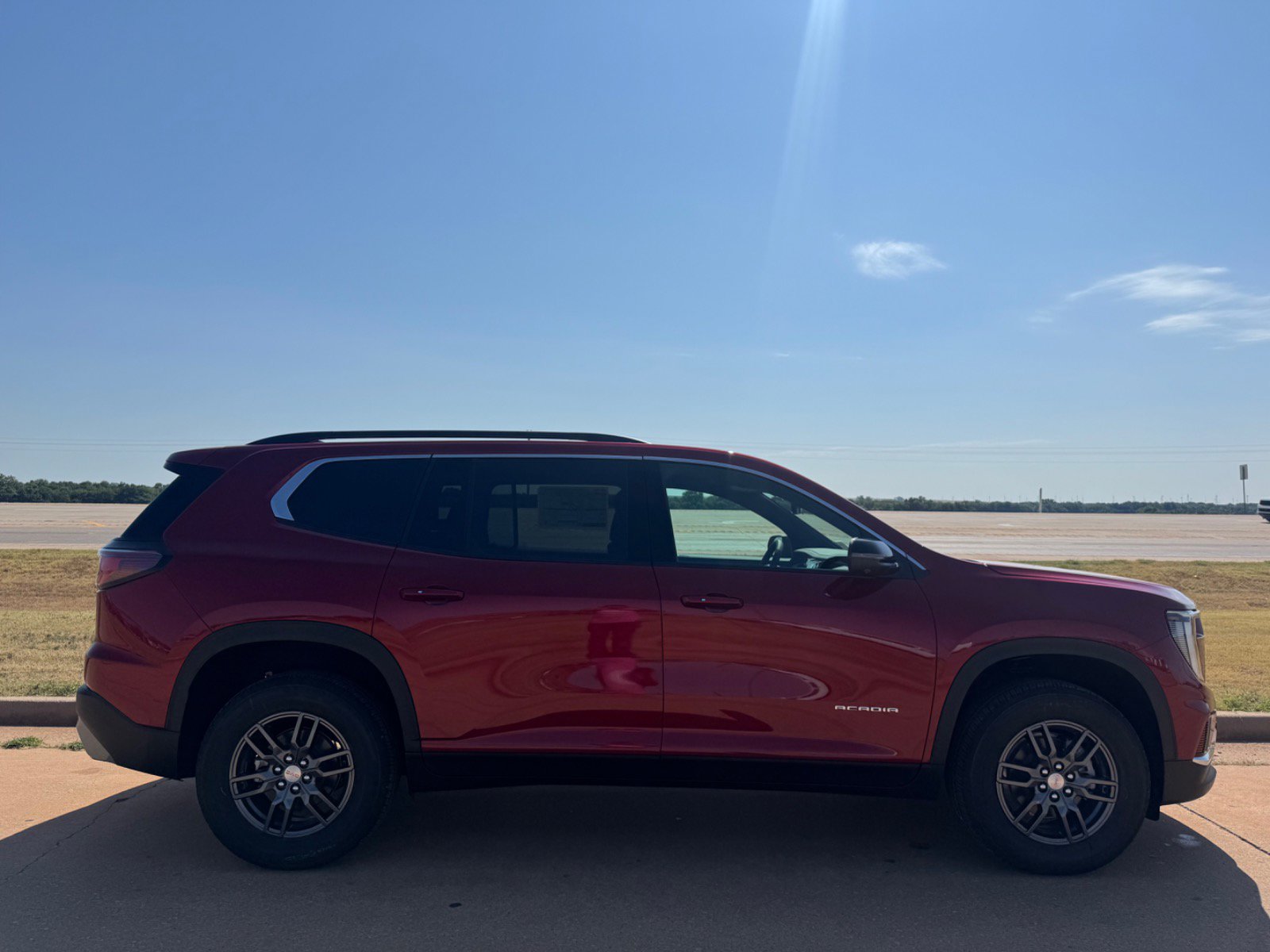 2026 Gmc Acadia Elevation photo 2