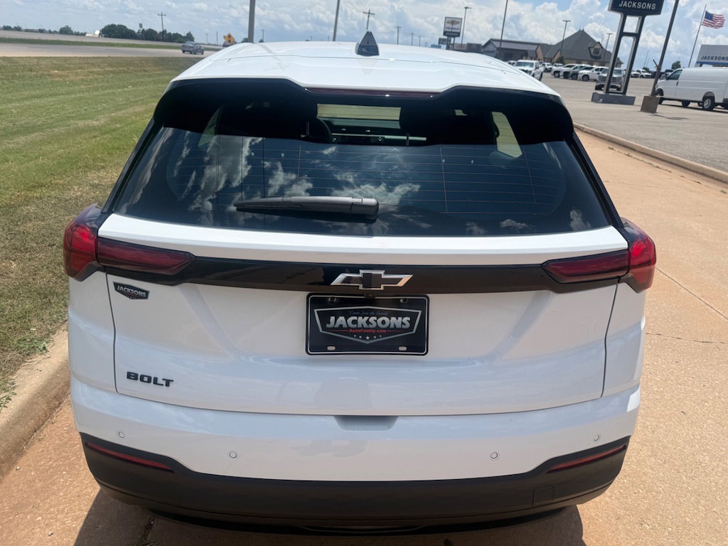 New 2027 Chevrolet Bolt LT SUV