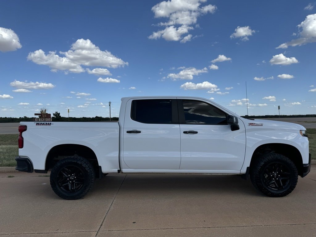 Used 2020 Chevrolet Silverado 1500 LT Trail Boss with VIN 3GCPYFED0LG372606 for sale in Kingfisher, OK