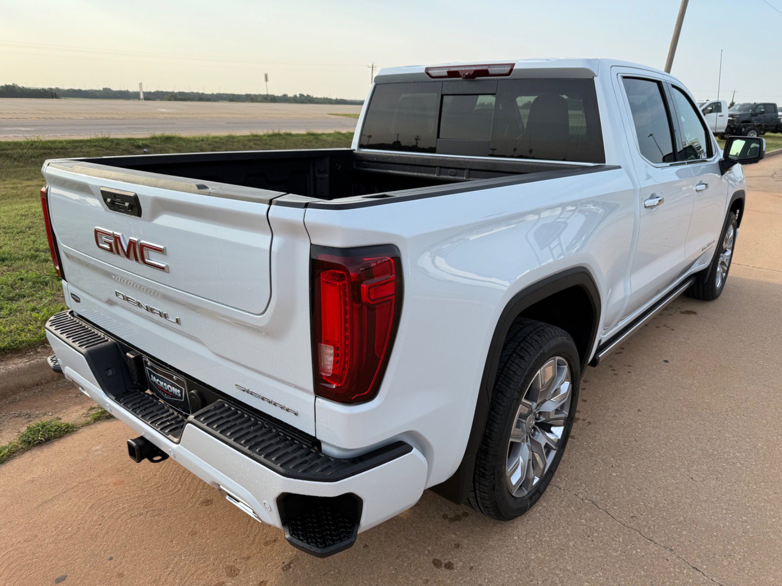 2026 Gmc Sierra 1500 Denali photo 3