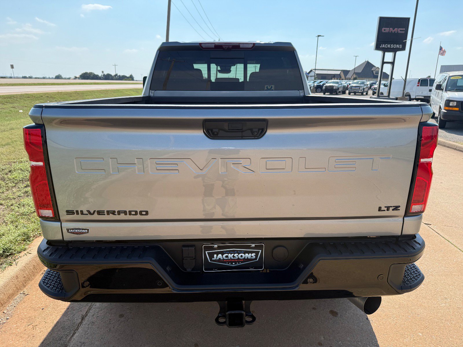 2026 Chevrolet Silverado 2500HD LTZ photo 4