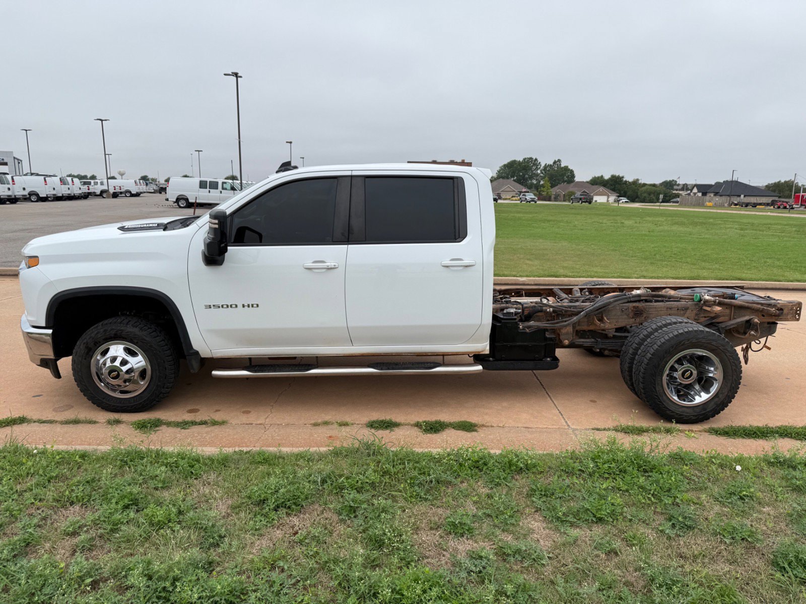 2023 Chevrolet Silverado 3500HD LT - Photo 6