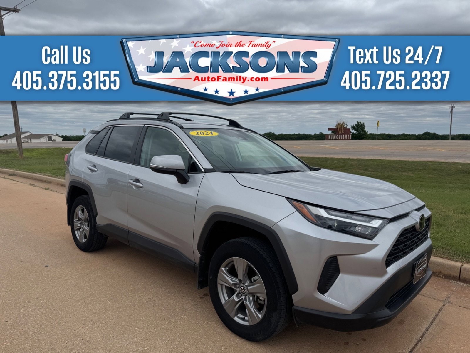 2024 Toyota RAV4 XLE AWD's photo