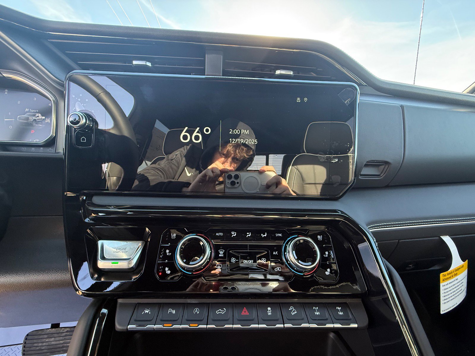 2026 GMC Sierra 1500 AT4X - Photo 21