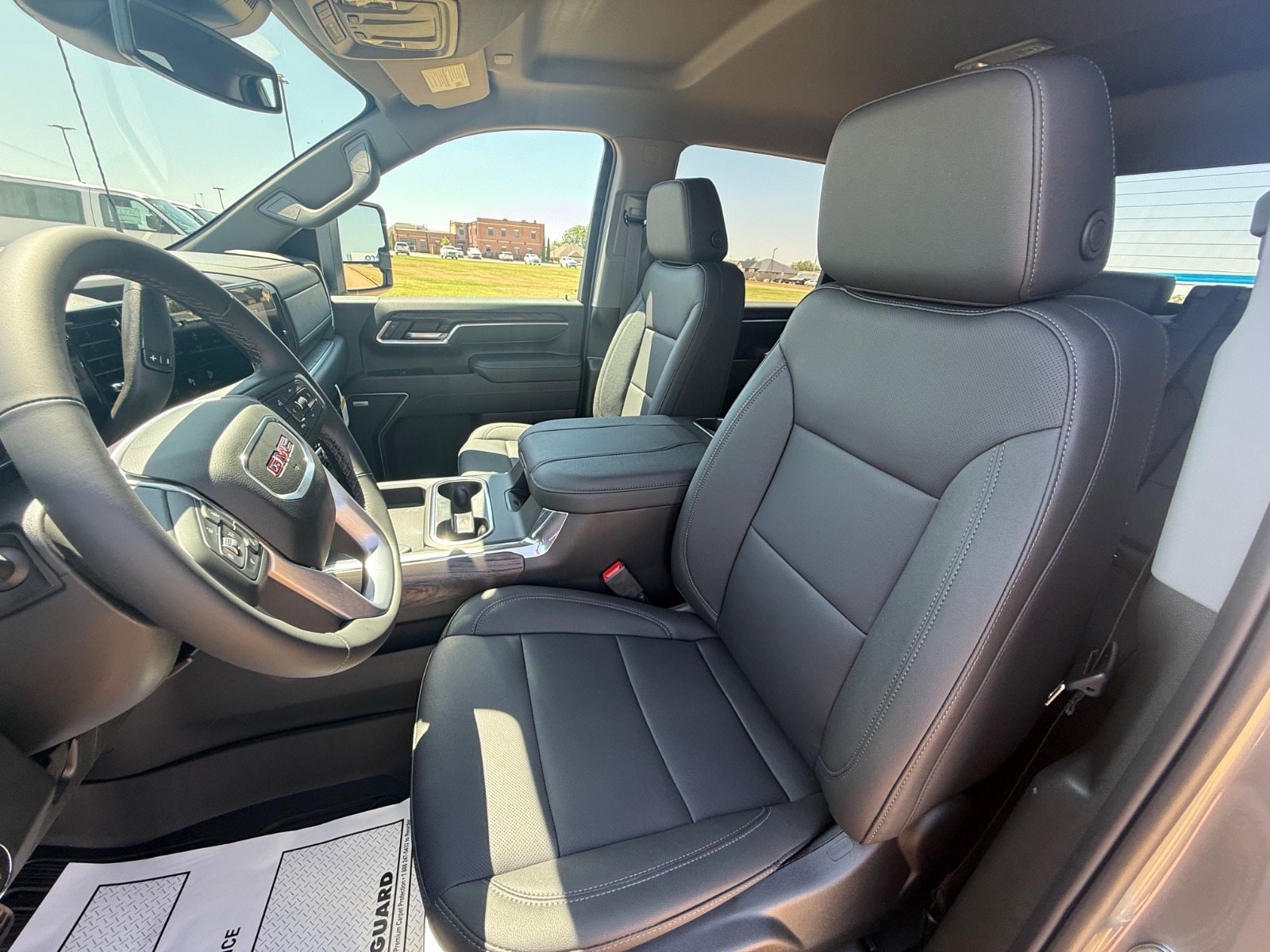2026 GMC Sierra 3500HD SLT - Photo 10