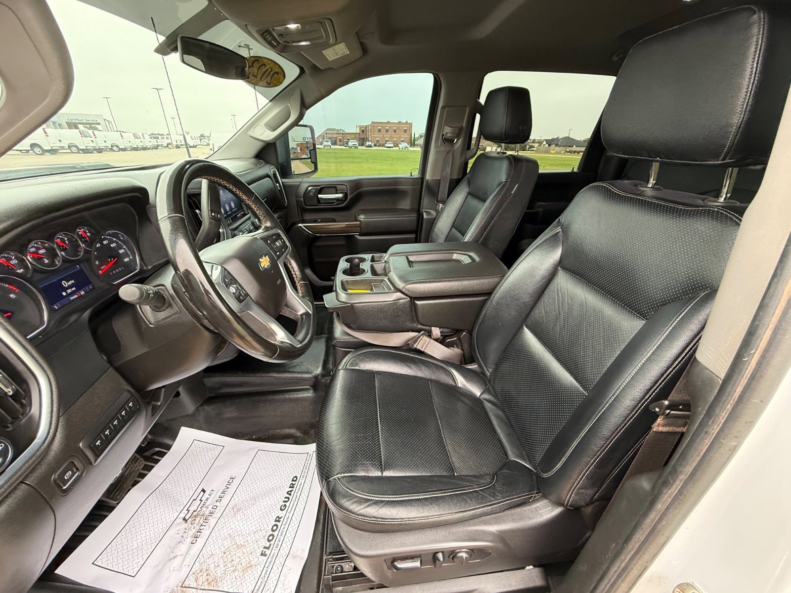 2023 Chevrolet Silverado 3500HD LT - Photo 9