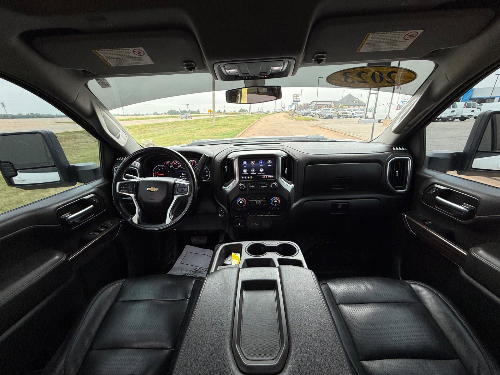 2023 Chevrolet Silverado 3500HD LT - Photo 15
