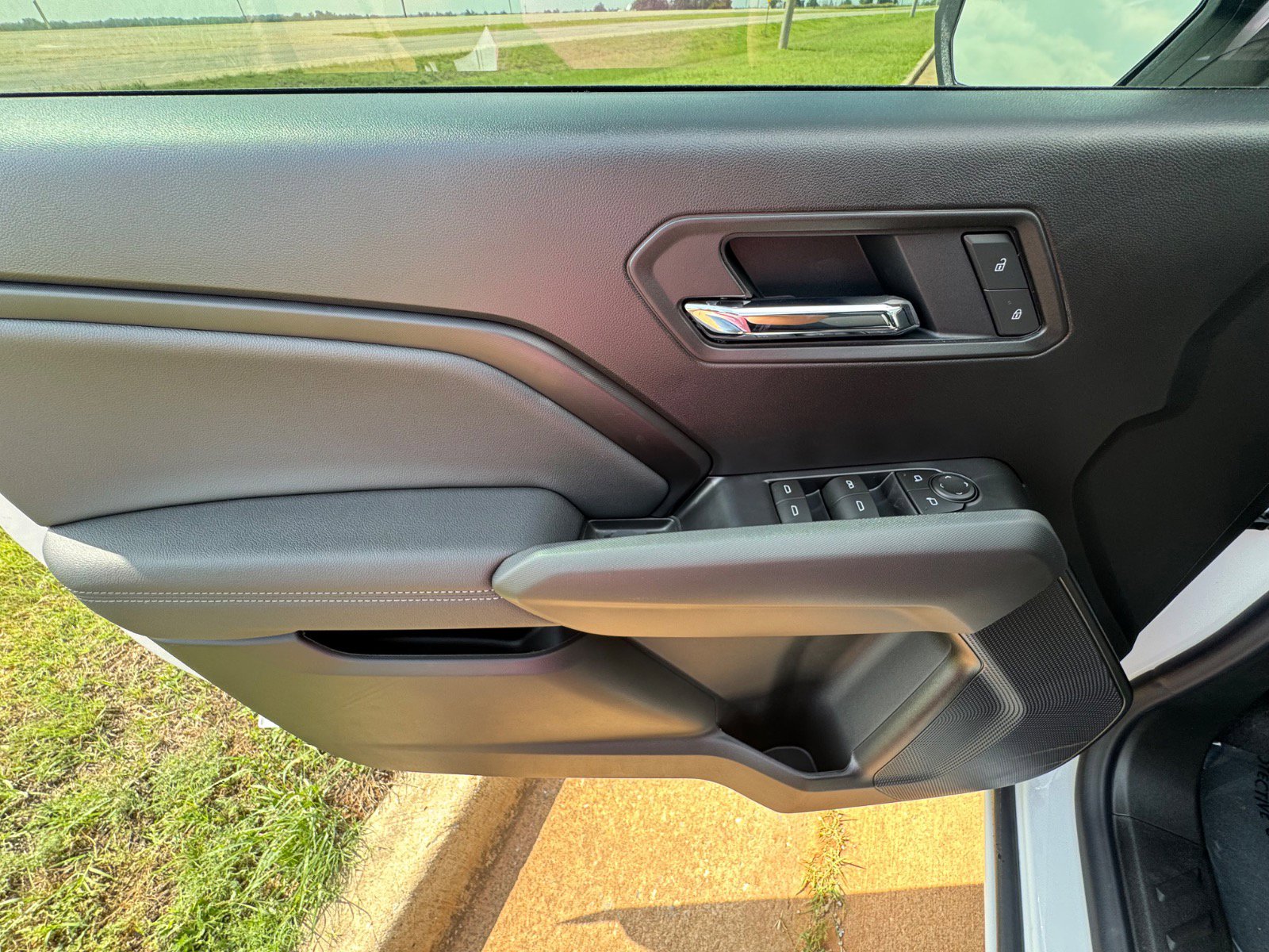 2026 Chevrolet Colorado LT - Photo 12