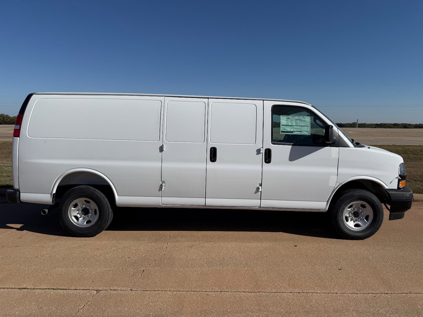 2025 Chevrolet Express Cargo 3500 Van photo 2