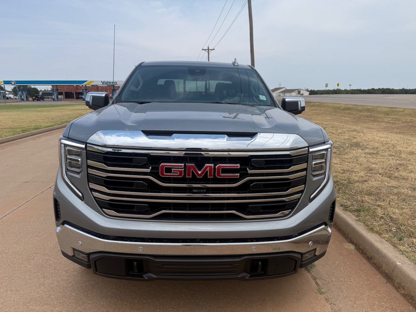 2026 GMC Sierra 1500 SLT - Photo 8