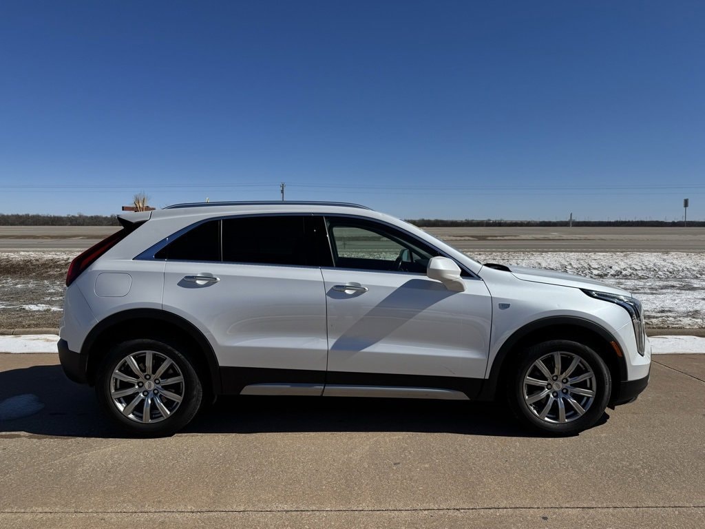 Used 2019 Cadillac XT4 Premium Luxury with VIN 1GYFZCR49KF149072 for sale in Kingfisher, OK