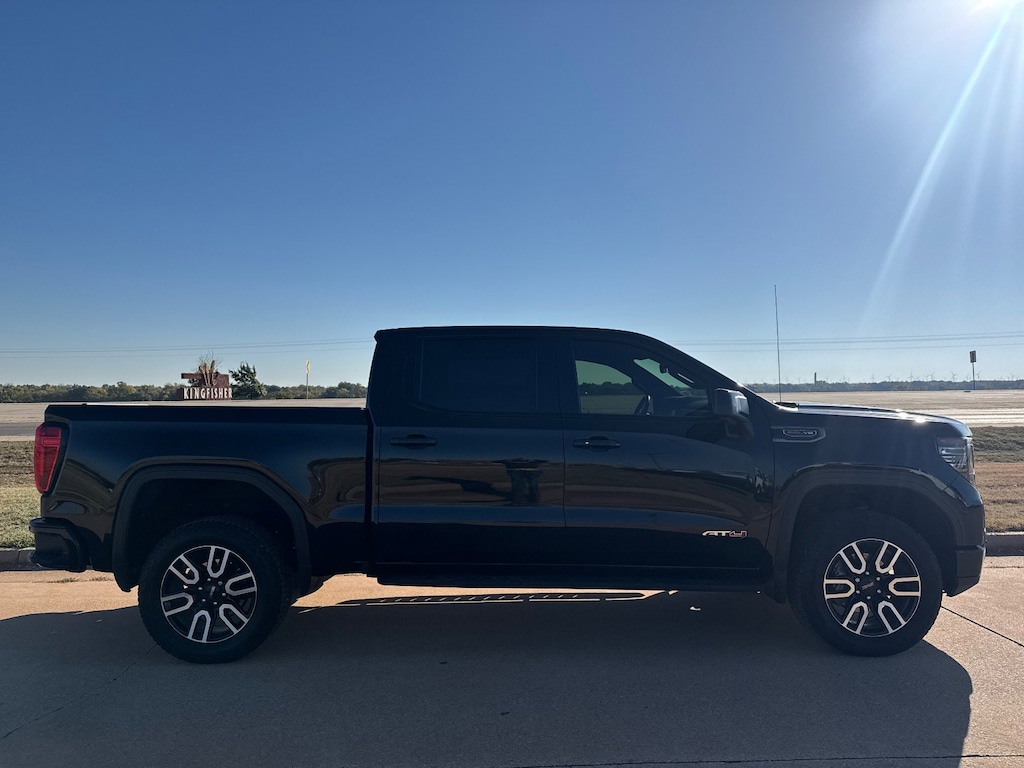 Used 2022 GMC Sierra 1500 AT4 Truck Crew Cab