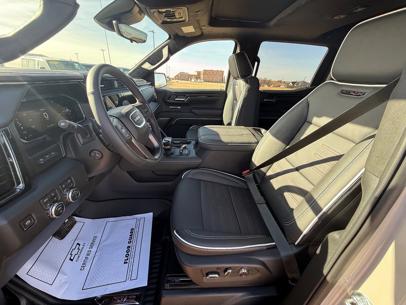 2026 GMC Sierra 1500 AT4X - Photo 9