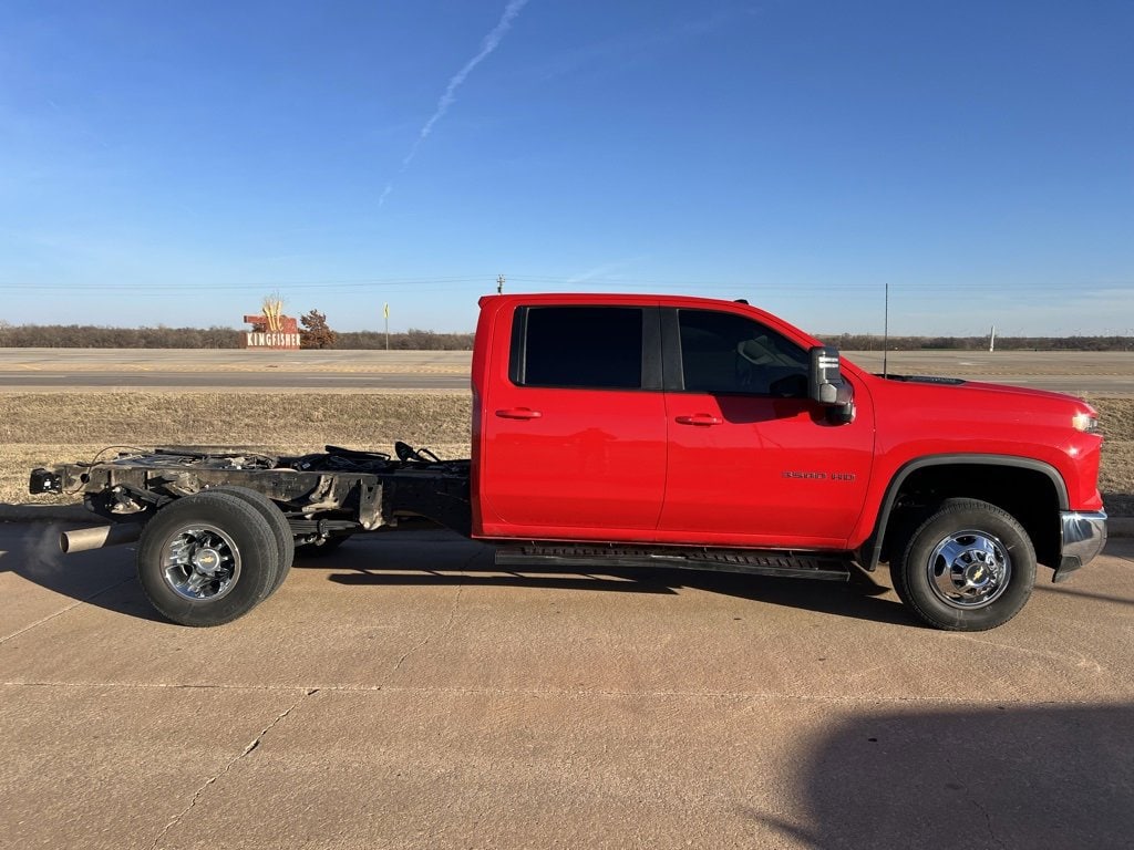 Used 2024 Chevrolet Silverado 3500HD LT with VIN 1GB4YTEY2RF232981 for sale in Kingfisher, OK