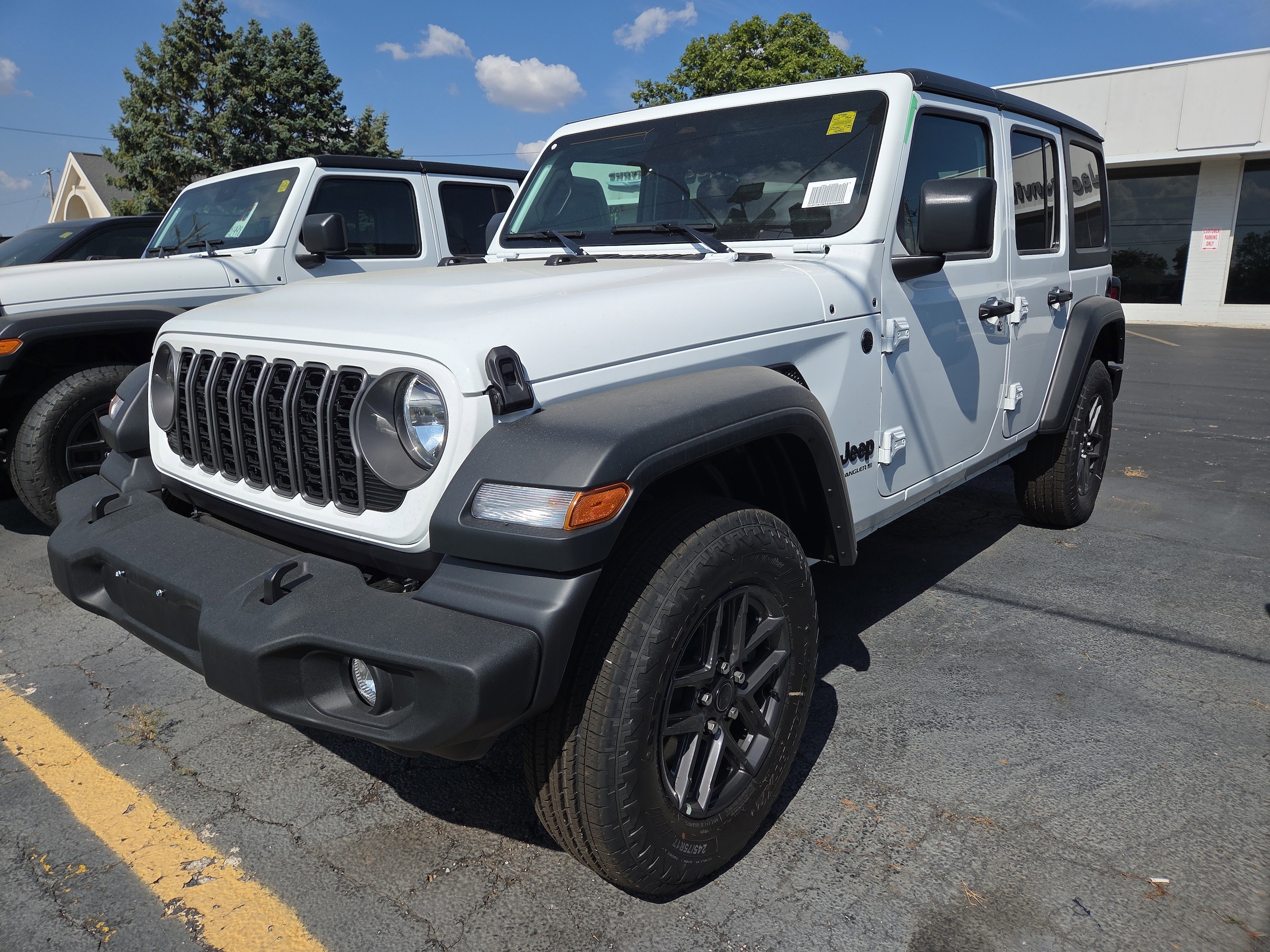 2025 Jeep Wrangler 4-Door Sport S's photo