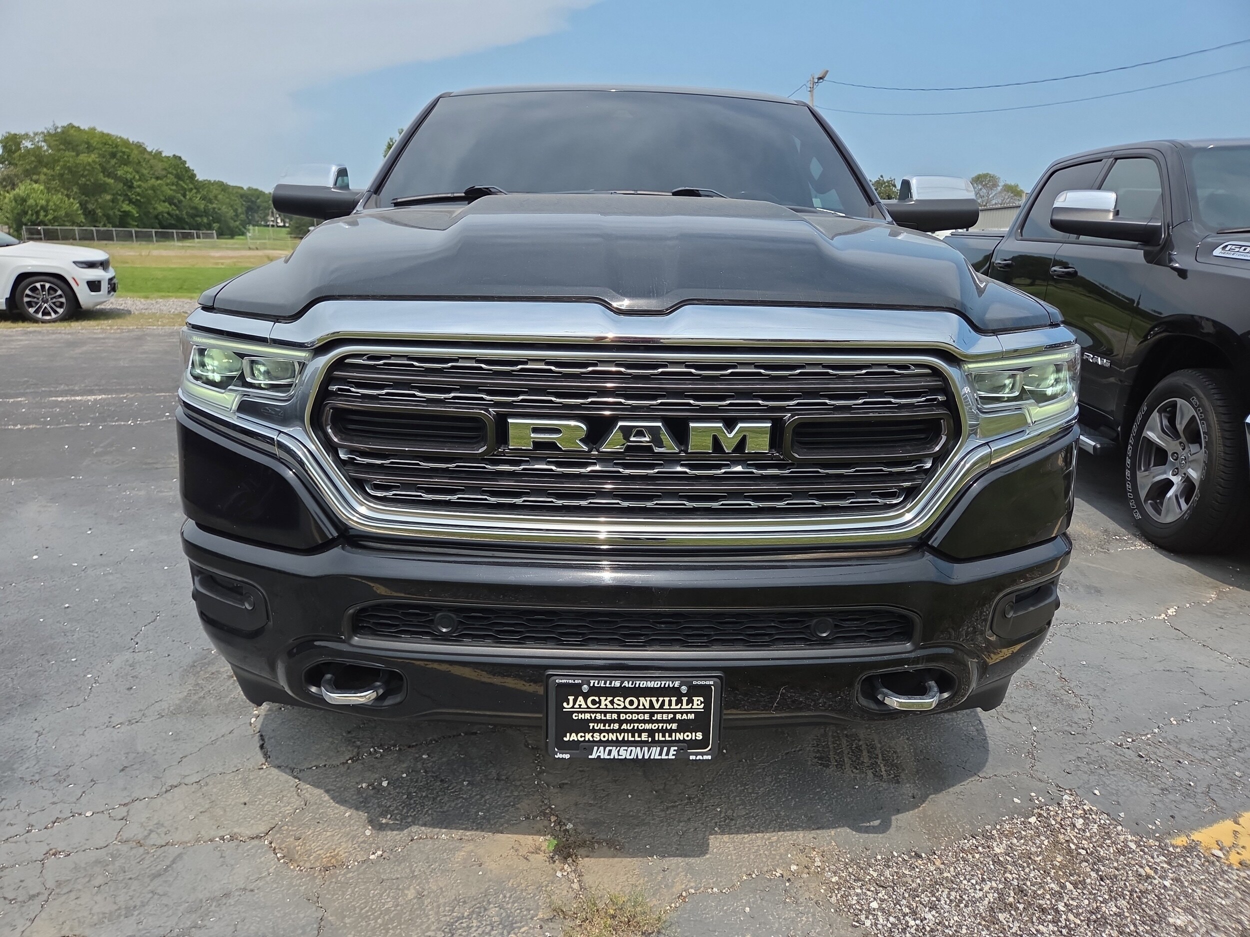 2020 Ram 1500 Limited photo 2