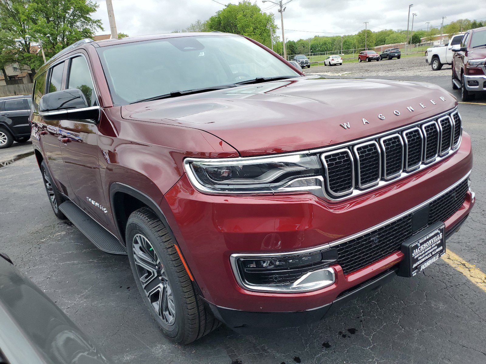 2024 Jeep Wagoneer L photo 3