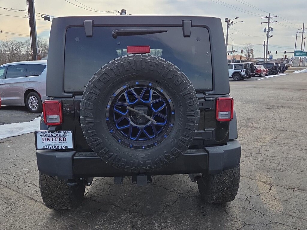 Used 2018 Jeep Wrangler JK Unlimited Sahara SUV