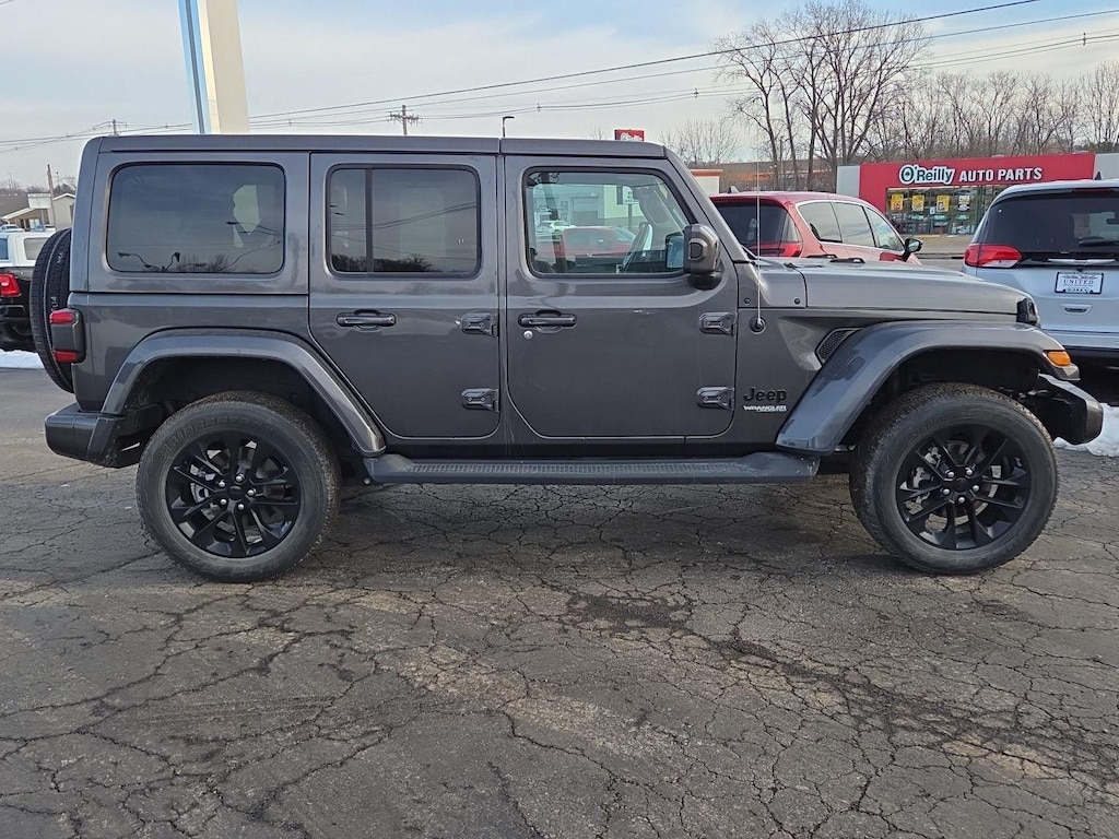 Used 2021 Jeep Wrangler Unlimited Sahara High Altitude SUV