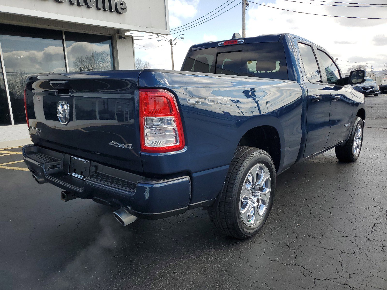 2022 Ram 1500 Big Horn photo 3