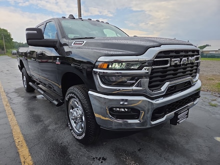 2025 Ram 2500 TRADESMAN CREW CAB 4X4 6'4 BOX Pickup