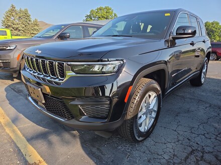 2025 Jeep Grand Cherokee LAREDO X 4X4 Sport Utility