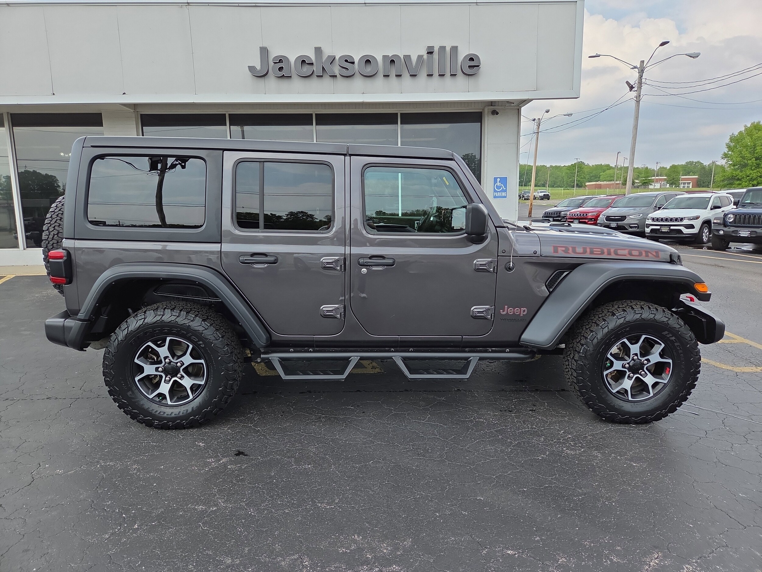 2021 Jeep Wrangler Unlimited Rubicon photo 2