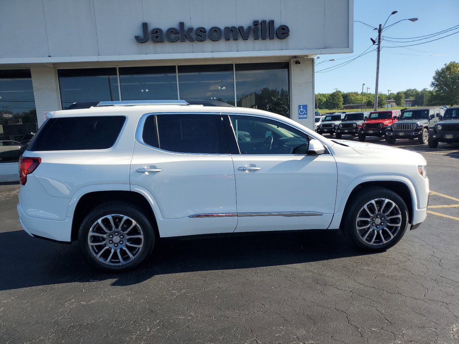 2021 Gmc Acadia Denali photo 2