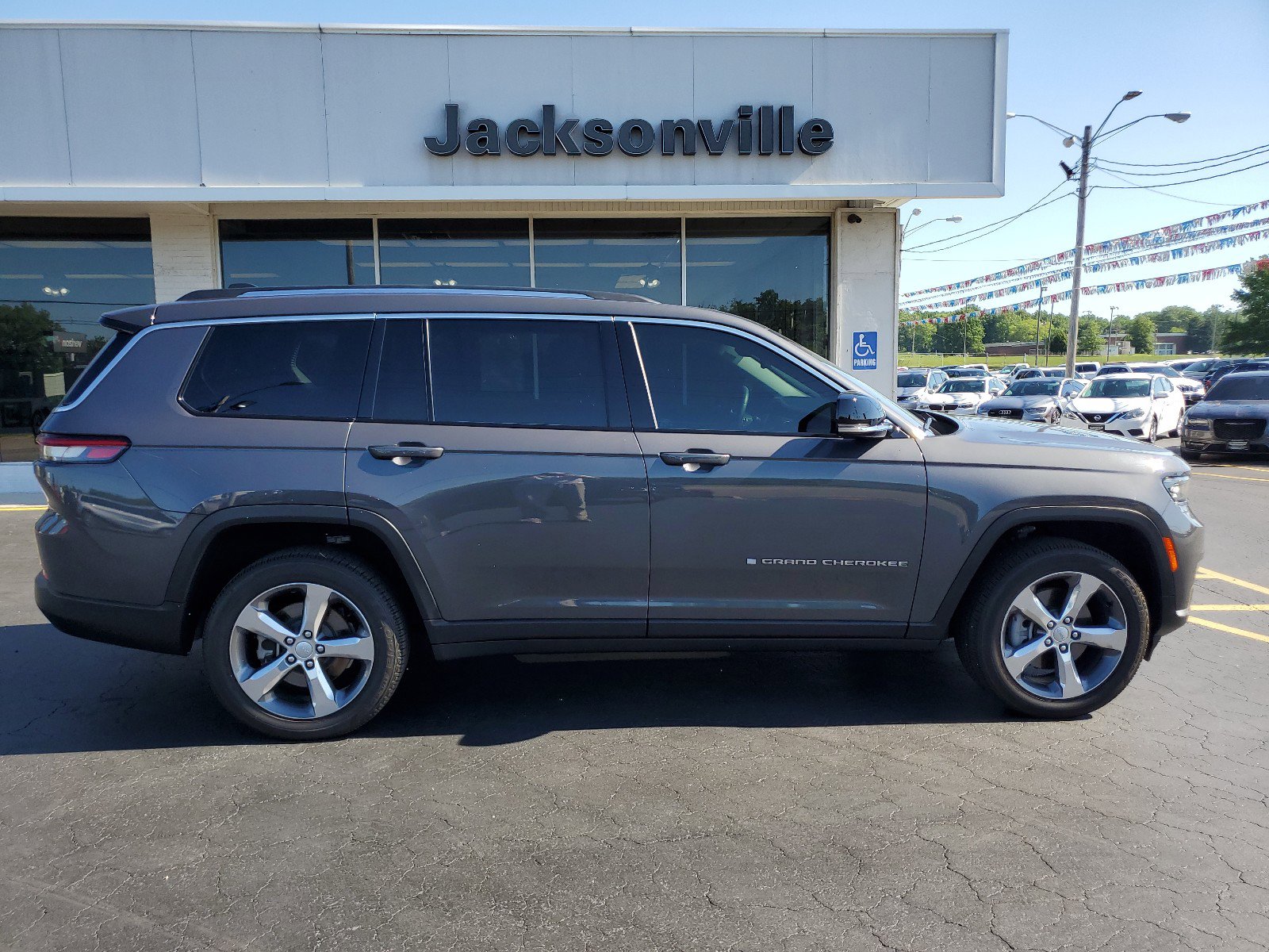 Used 2021 Jeep Grand Cherokee L Limited with VIN 1C4RJKBG8M8156756 for sale in Jacksonville, IL