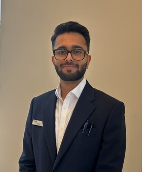 Staff member Jatin Handa from ID_4cfc8ab5c091