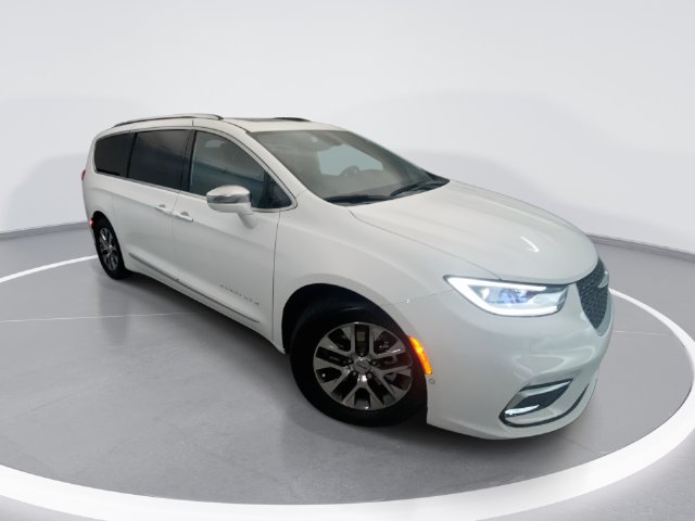 2024 Chrysler Pacifica Hybrid