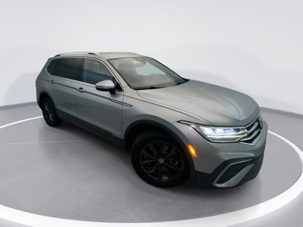 Used 2022 Volkswagen Tiguan 2.0T SE SUV