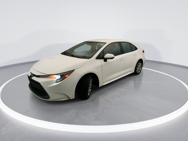 Used 2022 Toyota Corolla LE with VIN 5YFEPMAE1NP294086 for sale in Jacksonville, NC