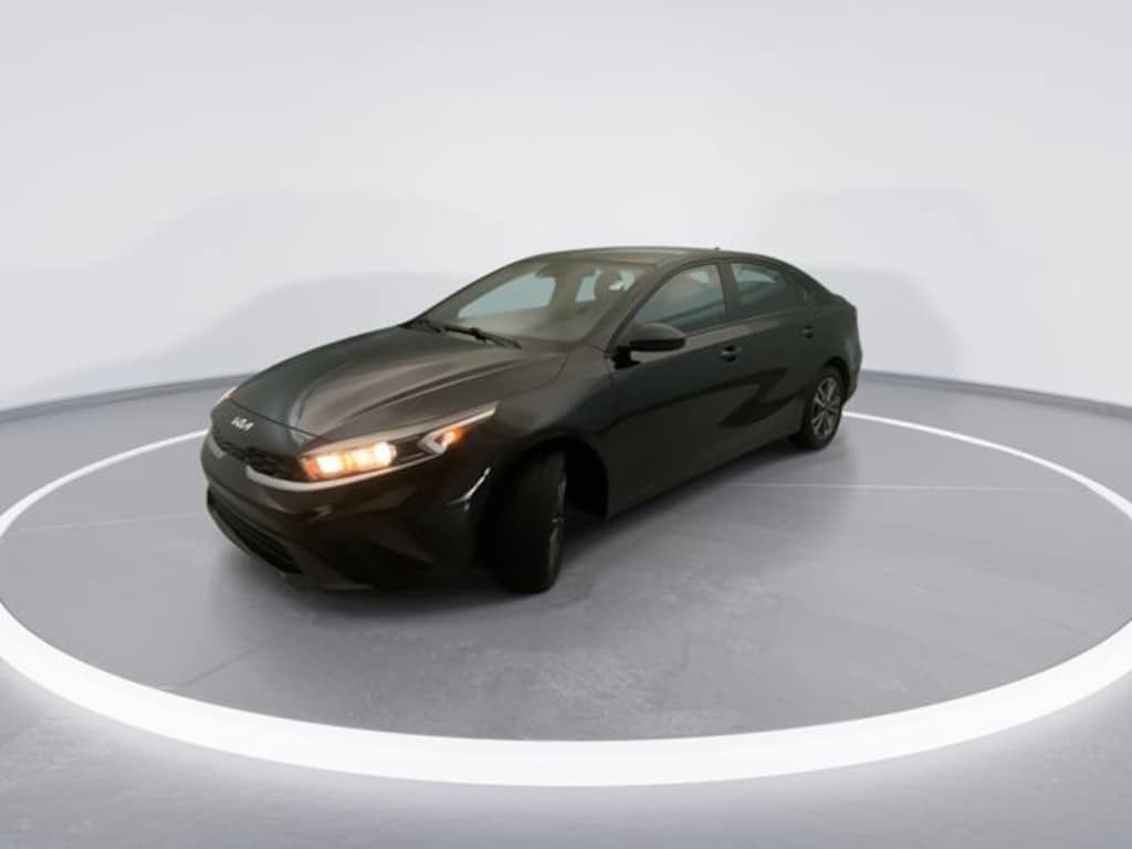 Used 2023 Kia Forte LXS Sedan