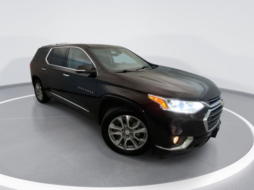 Used 2021 Chevrolet Traverse Premier SUV