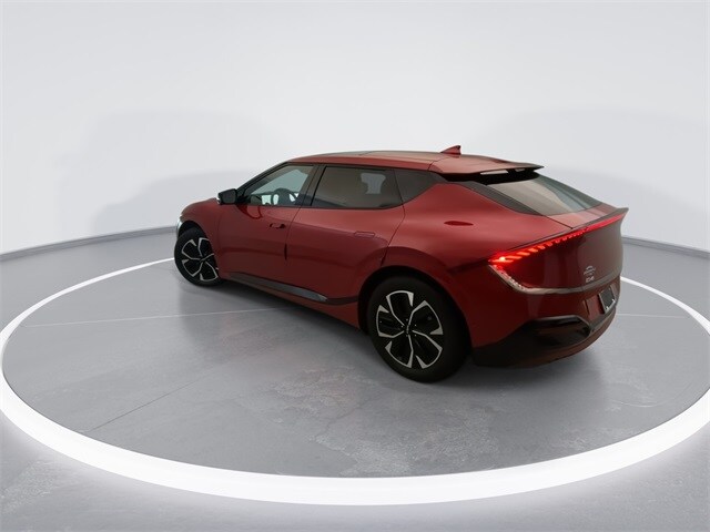 2022 Kia EV6 GT-Line photo 2