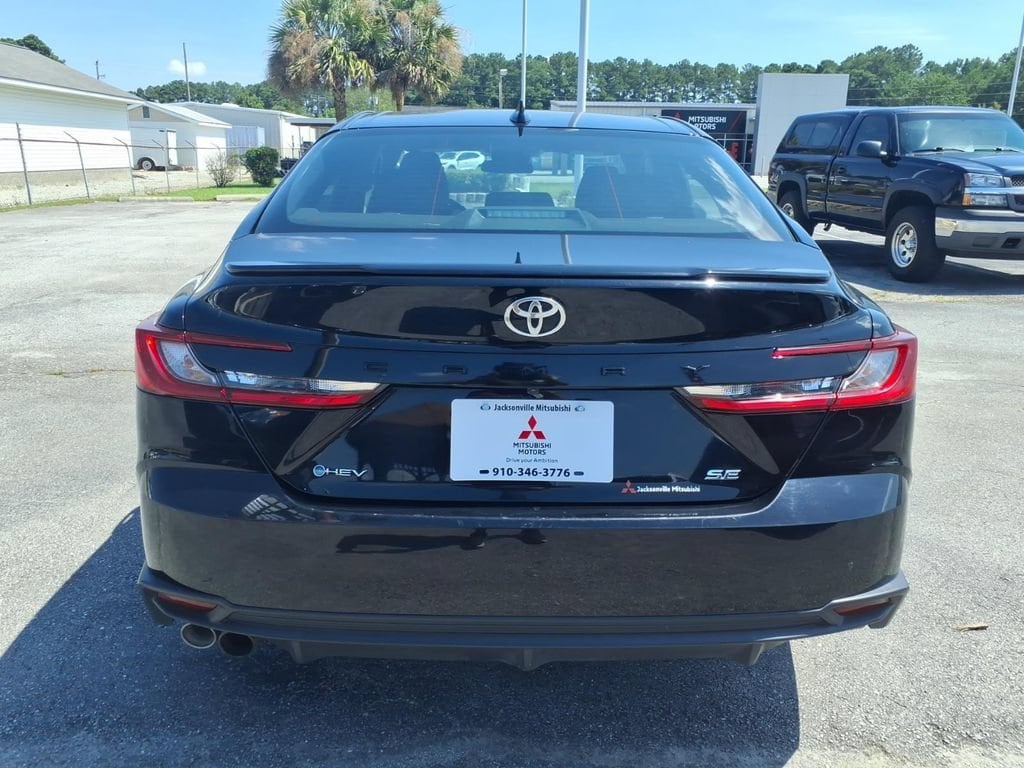 Used 2025 Toyota Camry SE Sedan