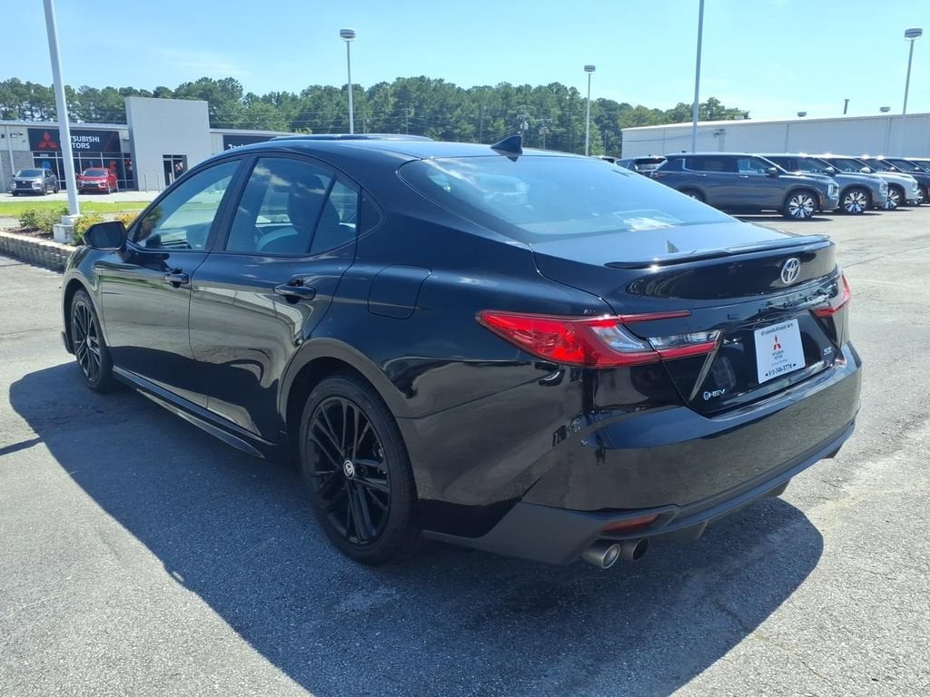 Used 2025 Toyota Camry SE Sedan