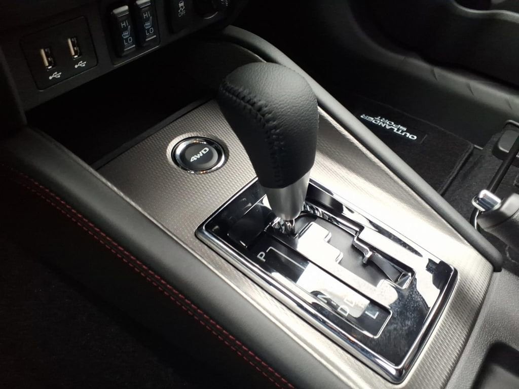 2026 Mitsubishi Outlander Sport SE - Photo 14