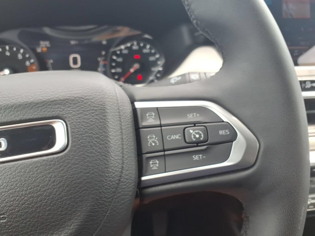 2025 Jeep Compass Limited - Photo 25
