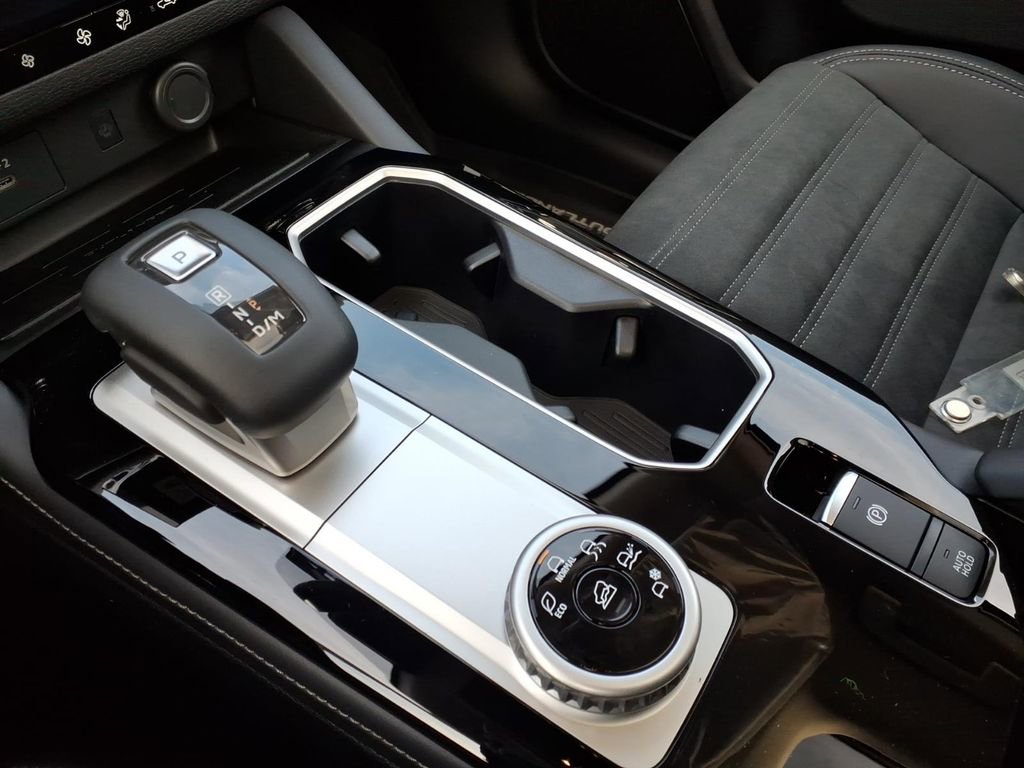 2026 Mitsubishi Outlander SE - Photo 14