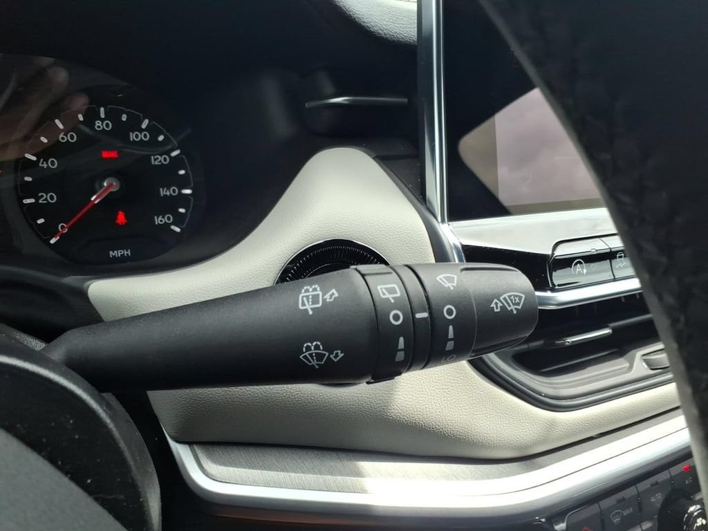 2025 Jeep Compass Limited - Photo 22