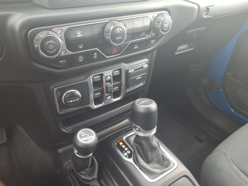2021 Jeep Gladiator Sport S - Photo 19
