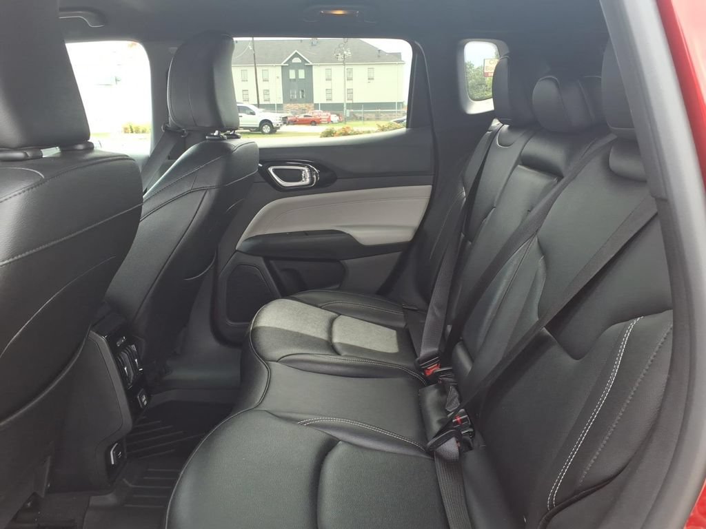 2025 Jeep Compass Limited - Photo 9