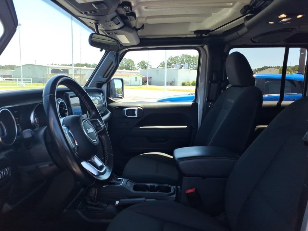 2020 Jeep Wrangler Unlimited Sahara - Photo 7