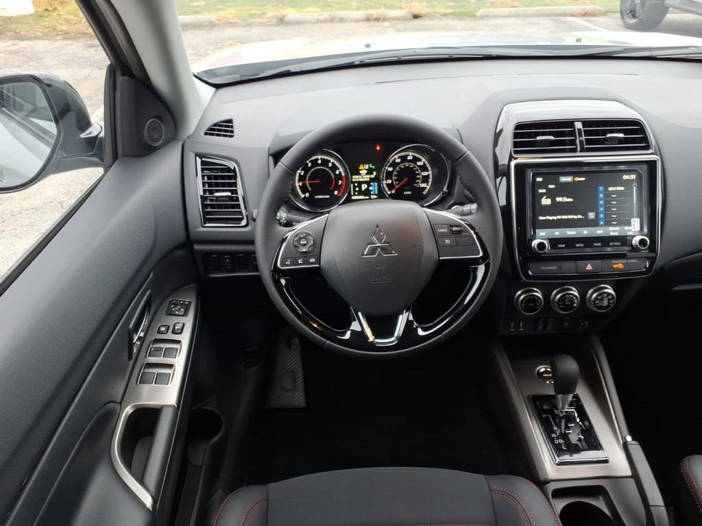 2026 Mitsubishi Outlander Sport SE - Photo 10