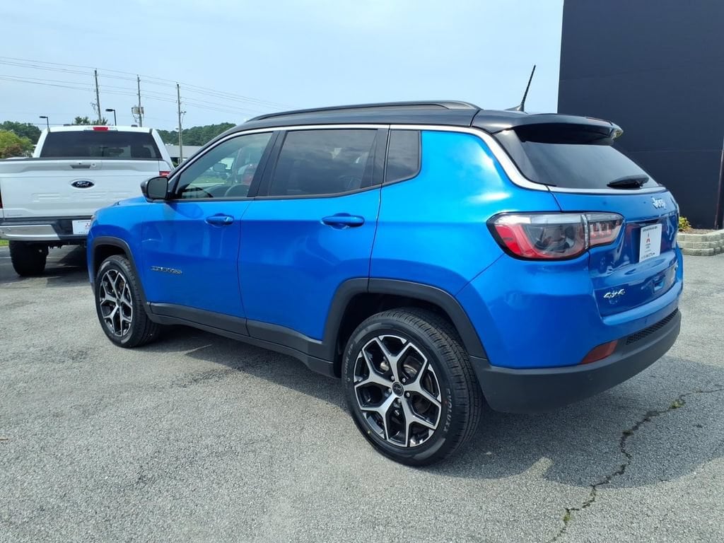 Used 2025 Jeep Compass Limited SUV